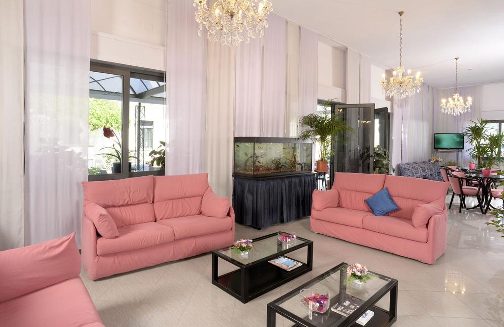 Hotel Ciondolo D'Oro Rimini Kültér fotó