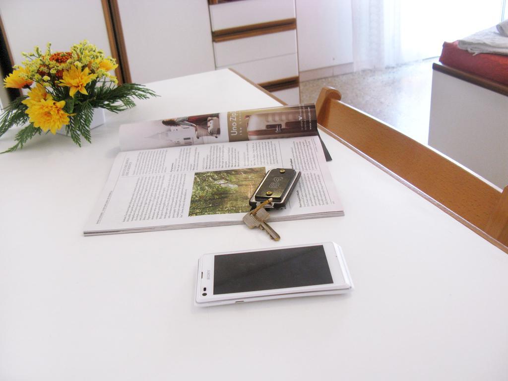 Hotel Ciondolo D'Oro Rimini Kültér fotó